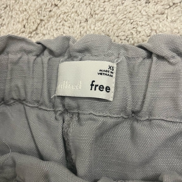 Aritzia shorts - Picture 2 of 2